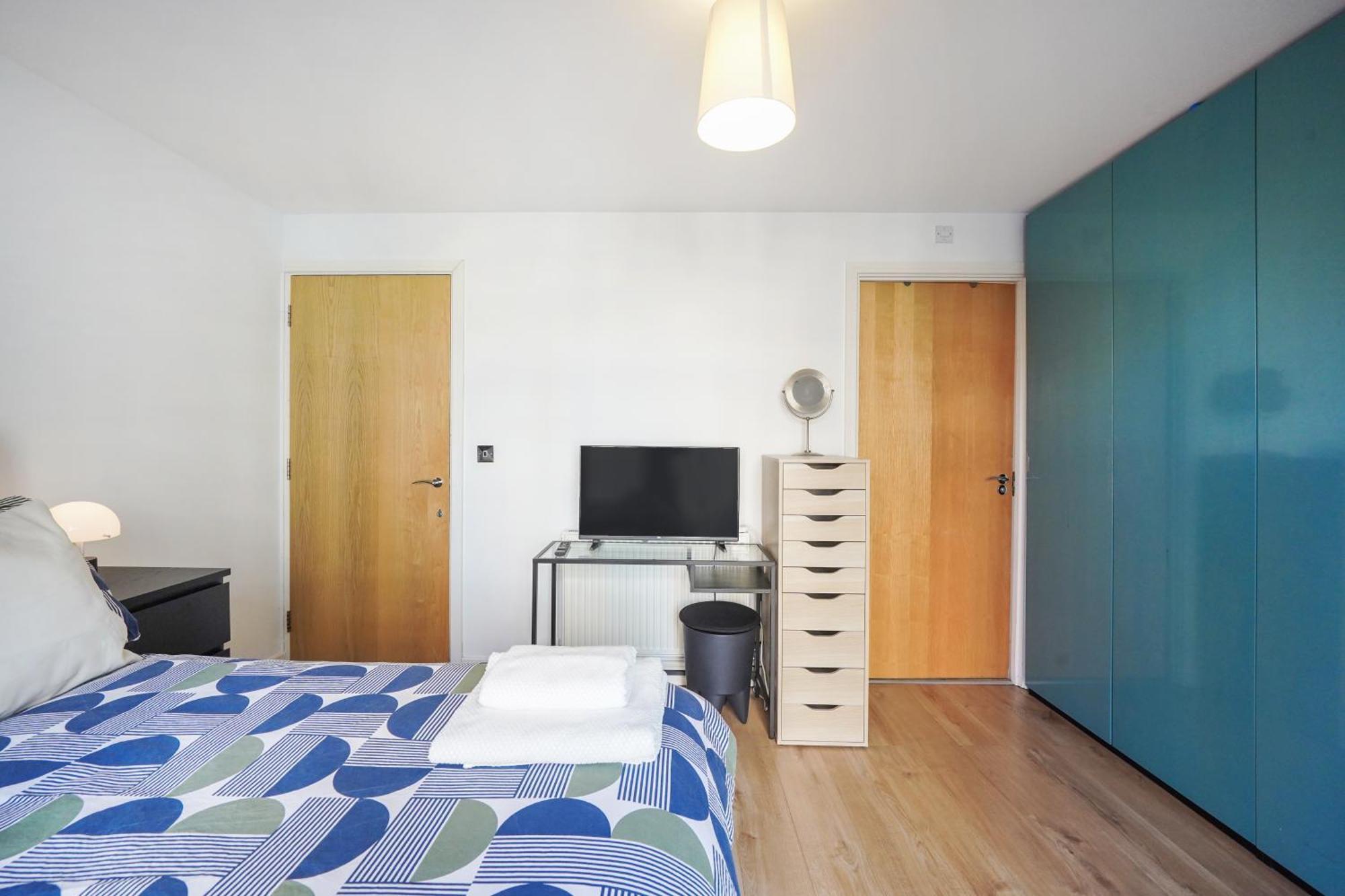 City Riverside - 2 Bedroom & Free Parking Barking  Esterno foto